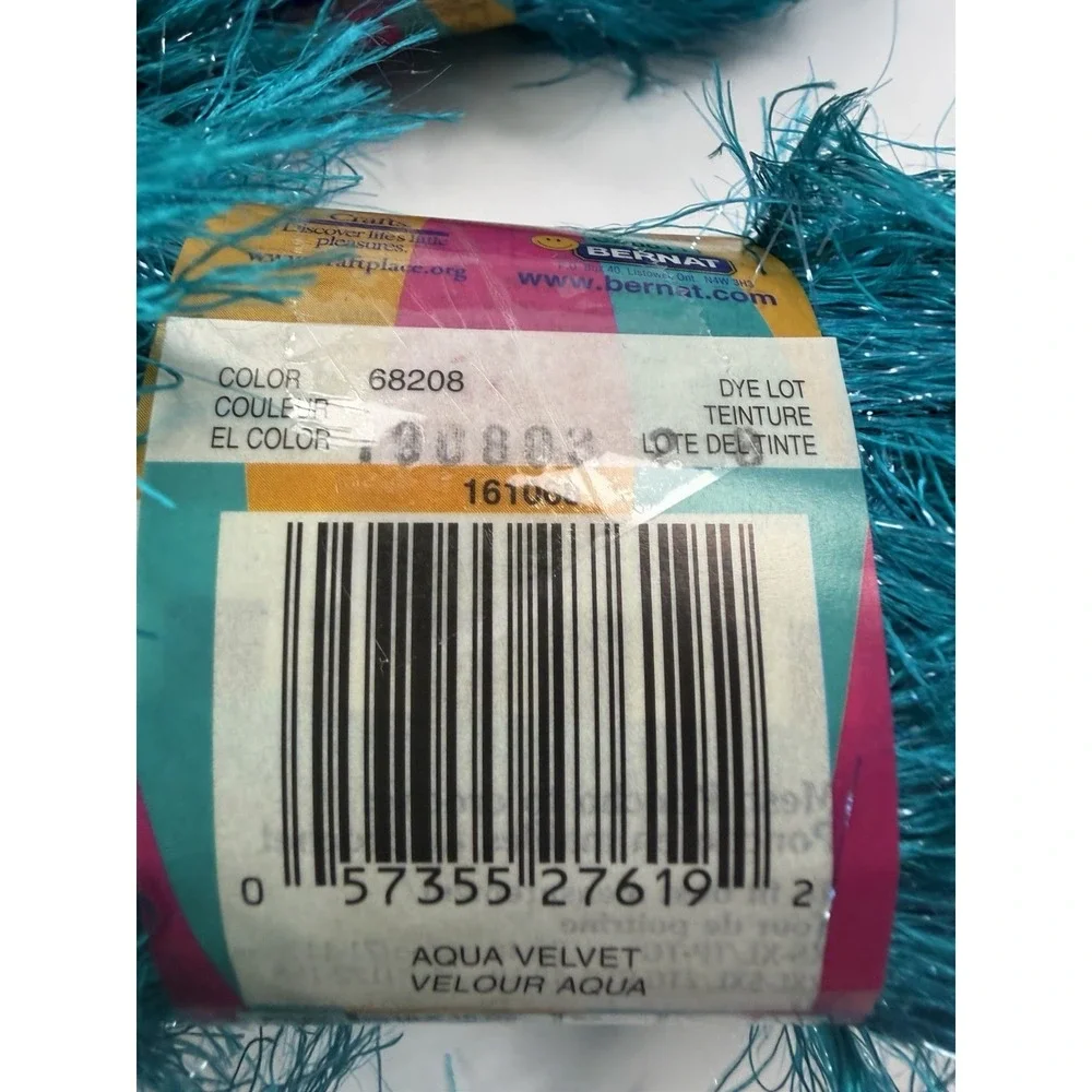 Bernat Disco Yarn Aqua Velvet 67% Acetate 33% Polyester Eyelash Lot Of 6